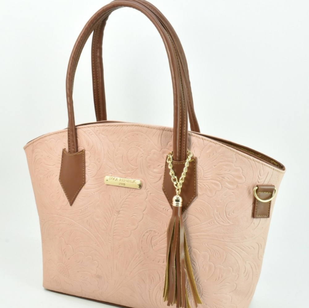 White Tote bags made by mexican artisans